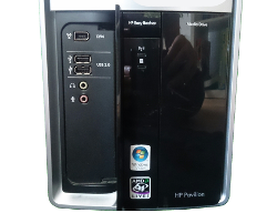 HP Pavilion m9070 Desktop PC mit Debian 9 Stretch XFCE auf einer 500 GB HDD Festplatte. Front-Steckplätze.